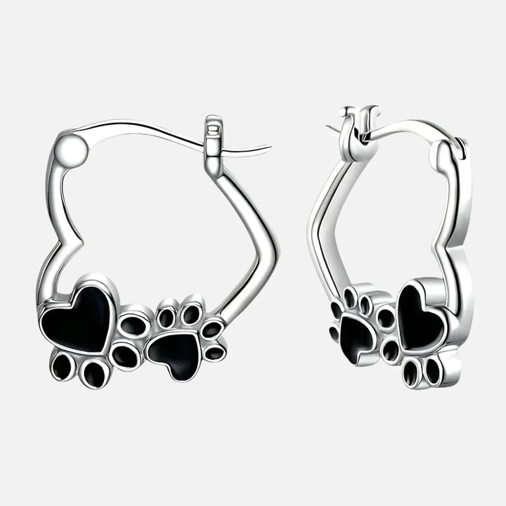 Boucles d'oreilles Huggie avec cœur et émail noir