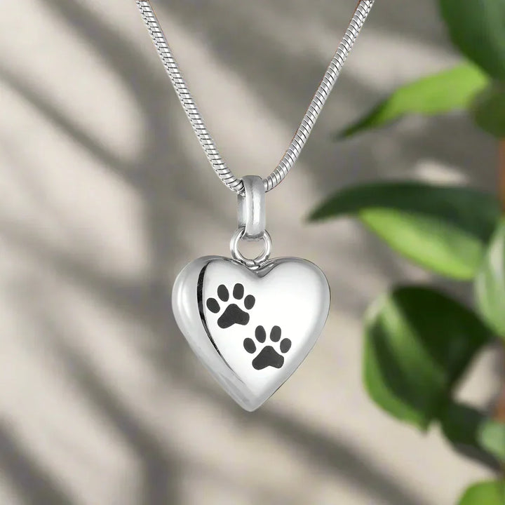 Collier avec urne commémorative pour animaux de compagnie – Pendentif en forme de cœur avec gravure de patte