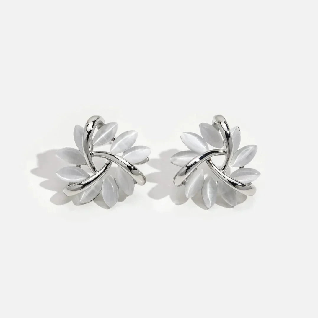 Boucles d'oreilles créoles avec fleurs d'opale en or